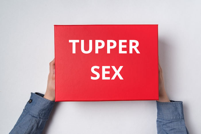 Tupper Sex Artistealo.com