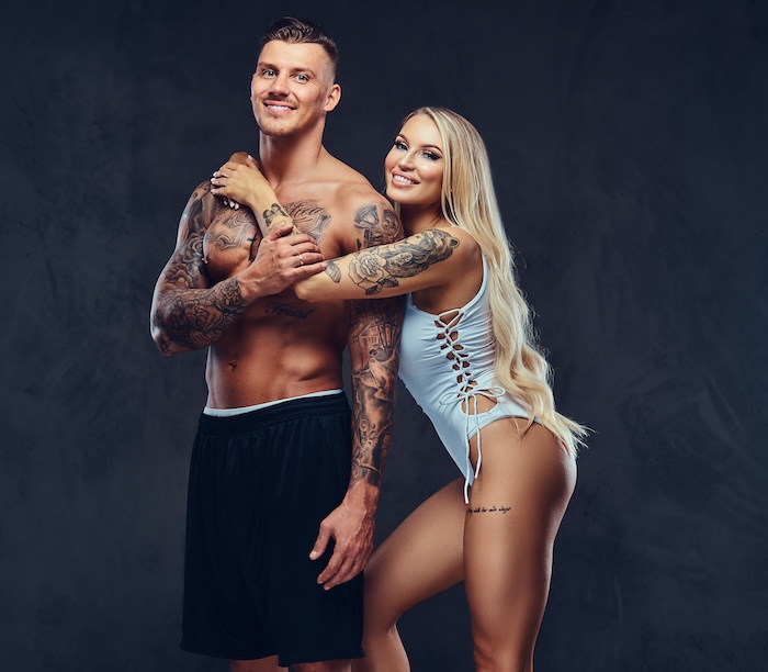Strippers Artistealo.com