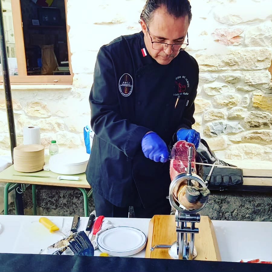 Cortadores de Jamón Jose luis Rubio - Catering