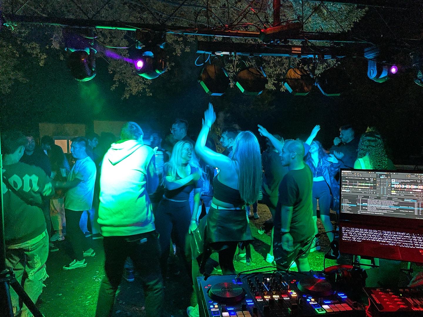 Discomovil Project X by Floren Producciones - Discomovil