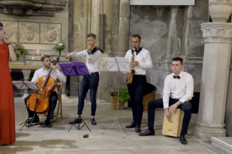 STREETWINDS - Musicos Instrumentales
