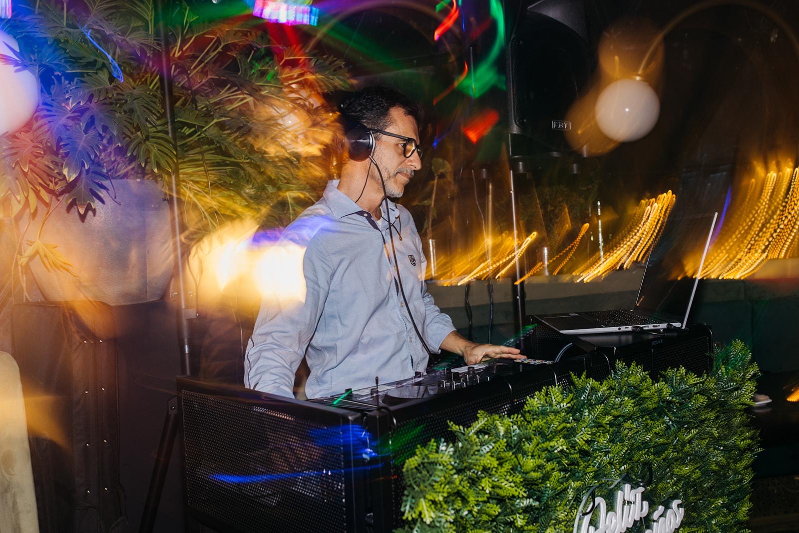 deejayantuan - DJ