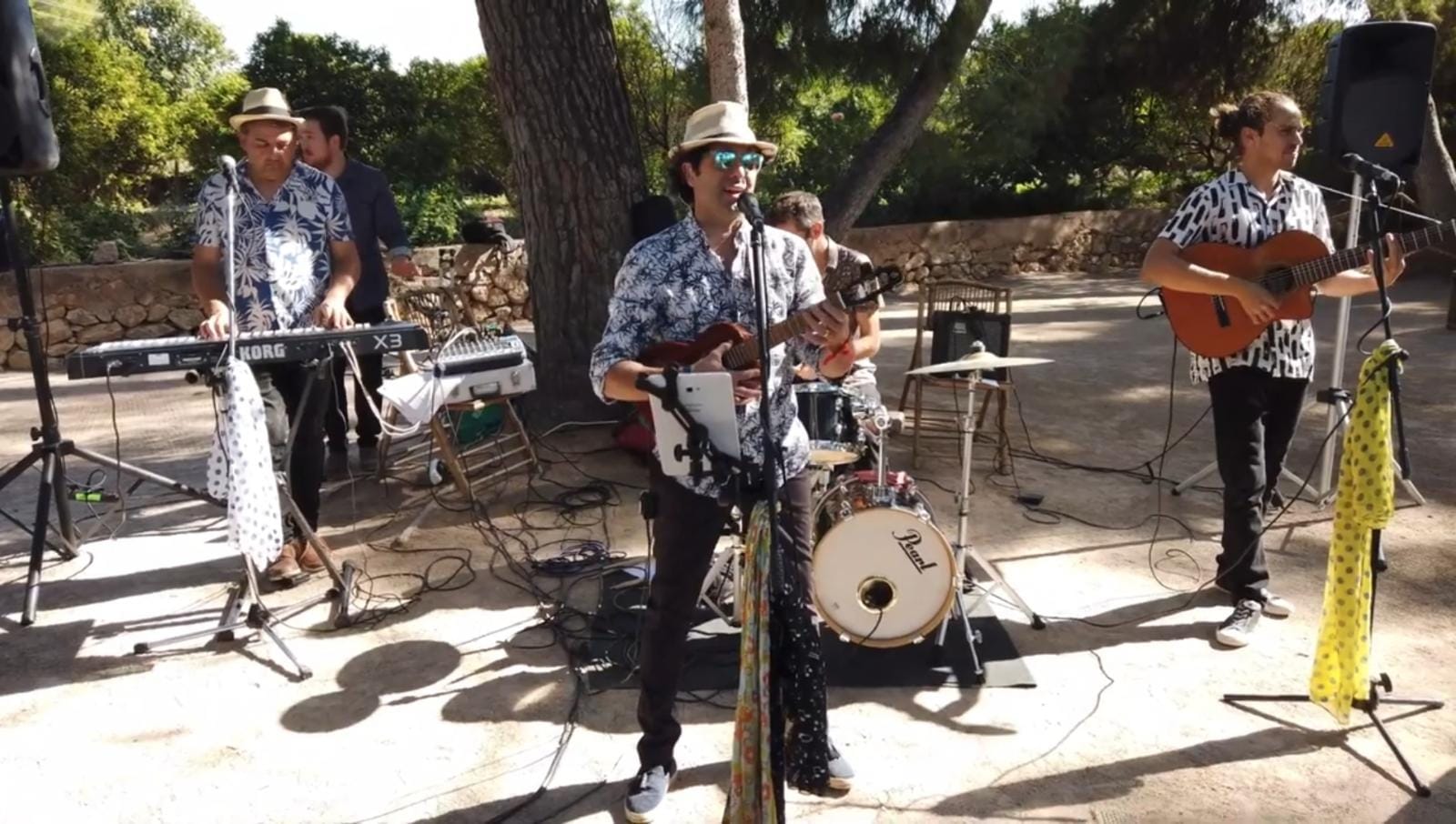 MIKELELE Y SU BANDARRA - Grupo de Flamenco