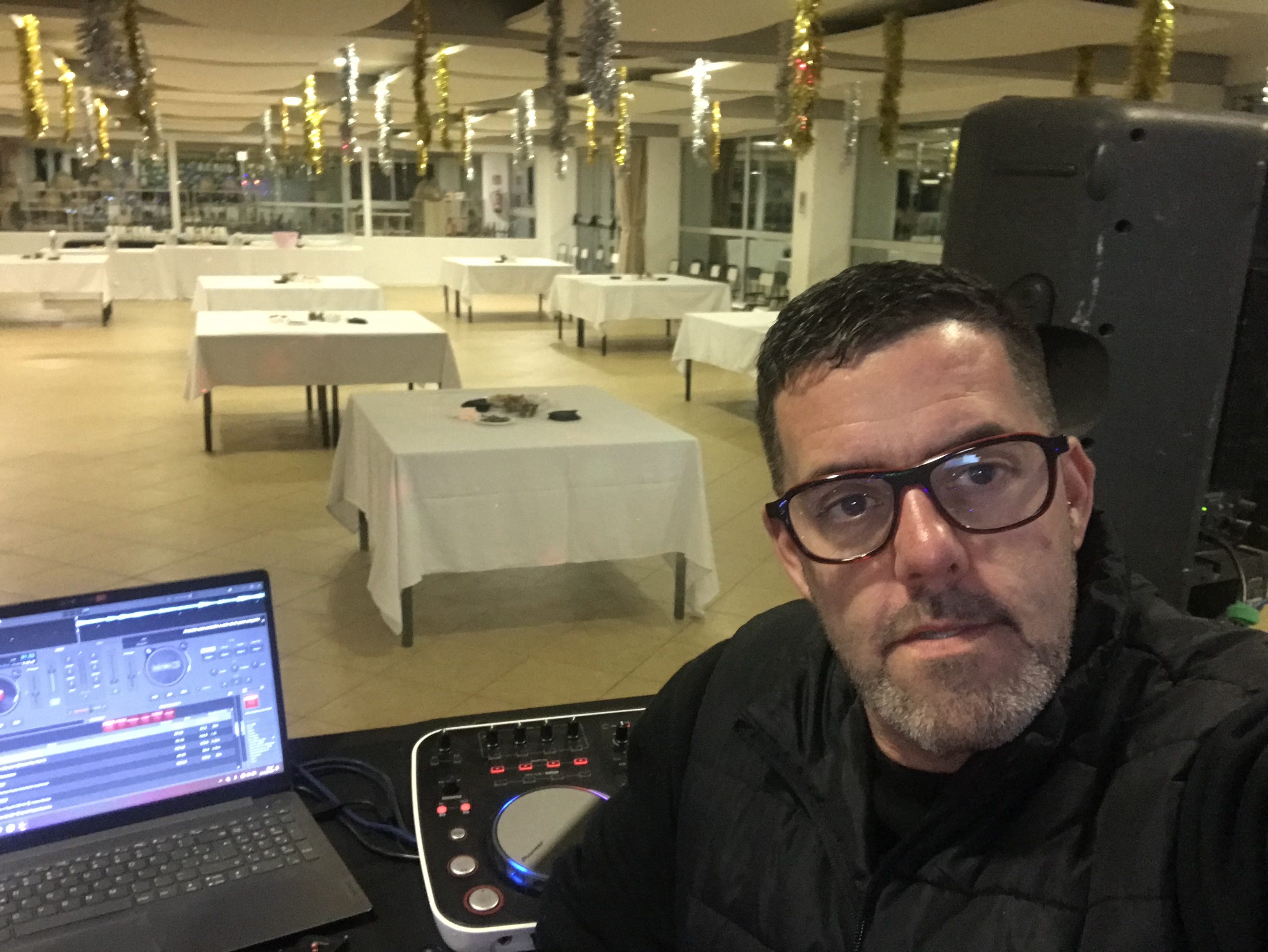 Dj oscar de Nivell