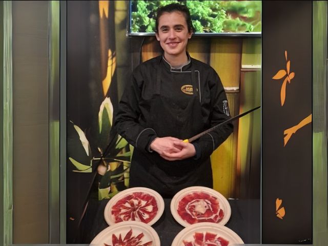 Cortadora de jamón Irene Martín Tirado