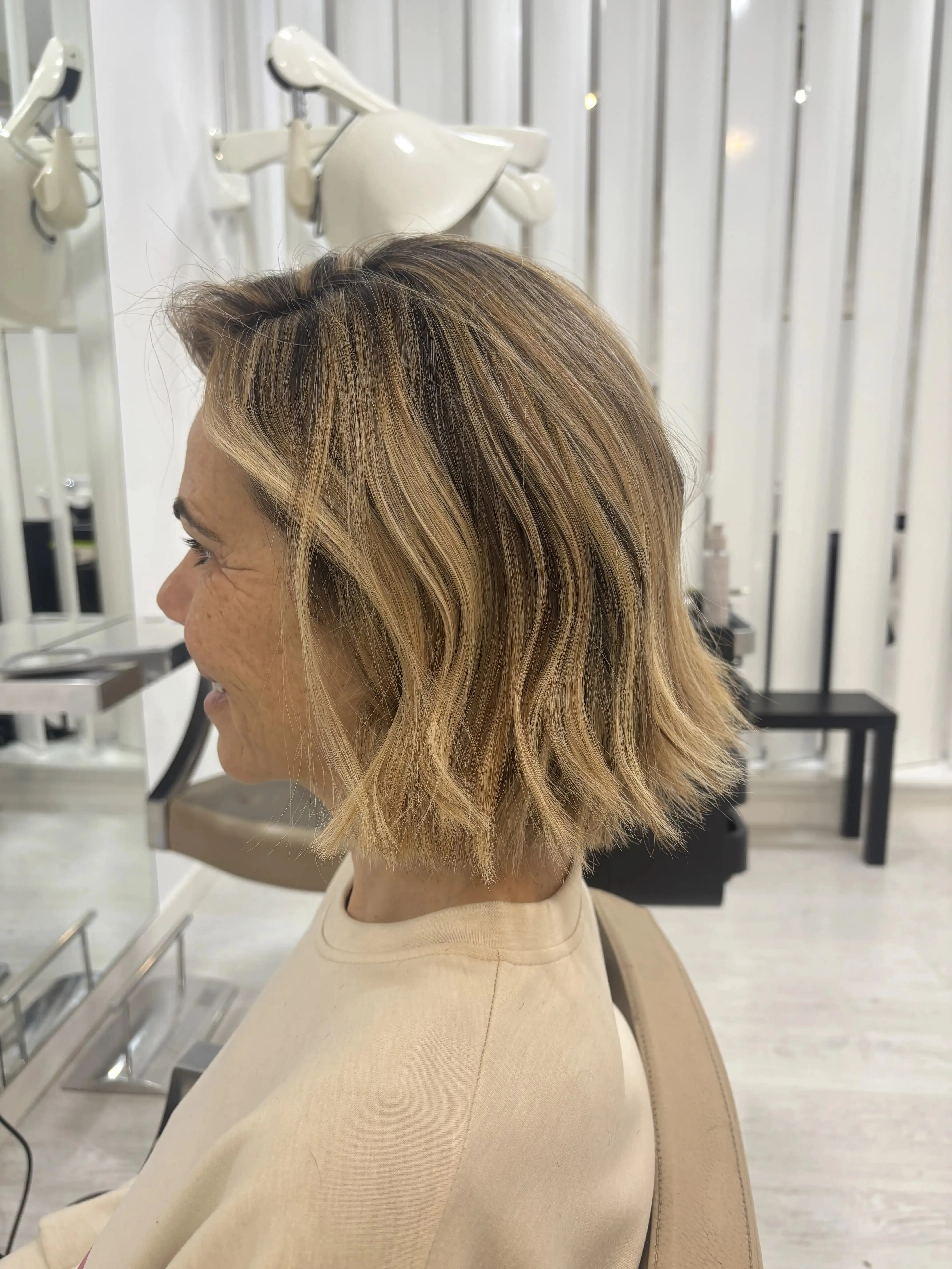 Peluqueros , Estilistas y Maquilladores - Calyra Hair & Beauty Salon - foto 7