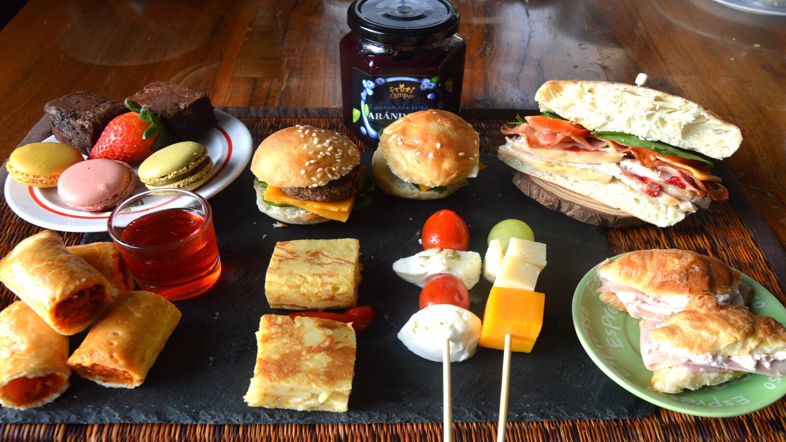 Gourmad Catering