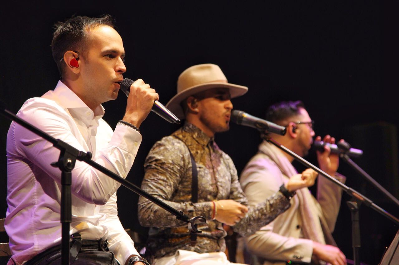 Los Caraqueños Latín Music