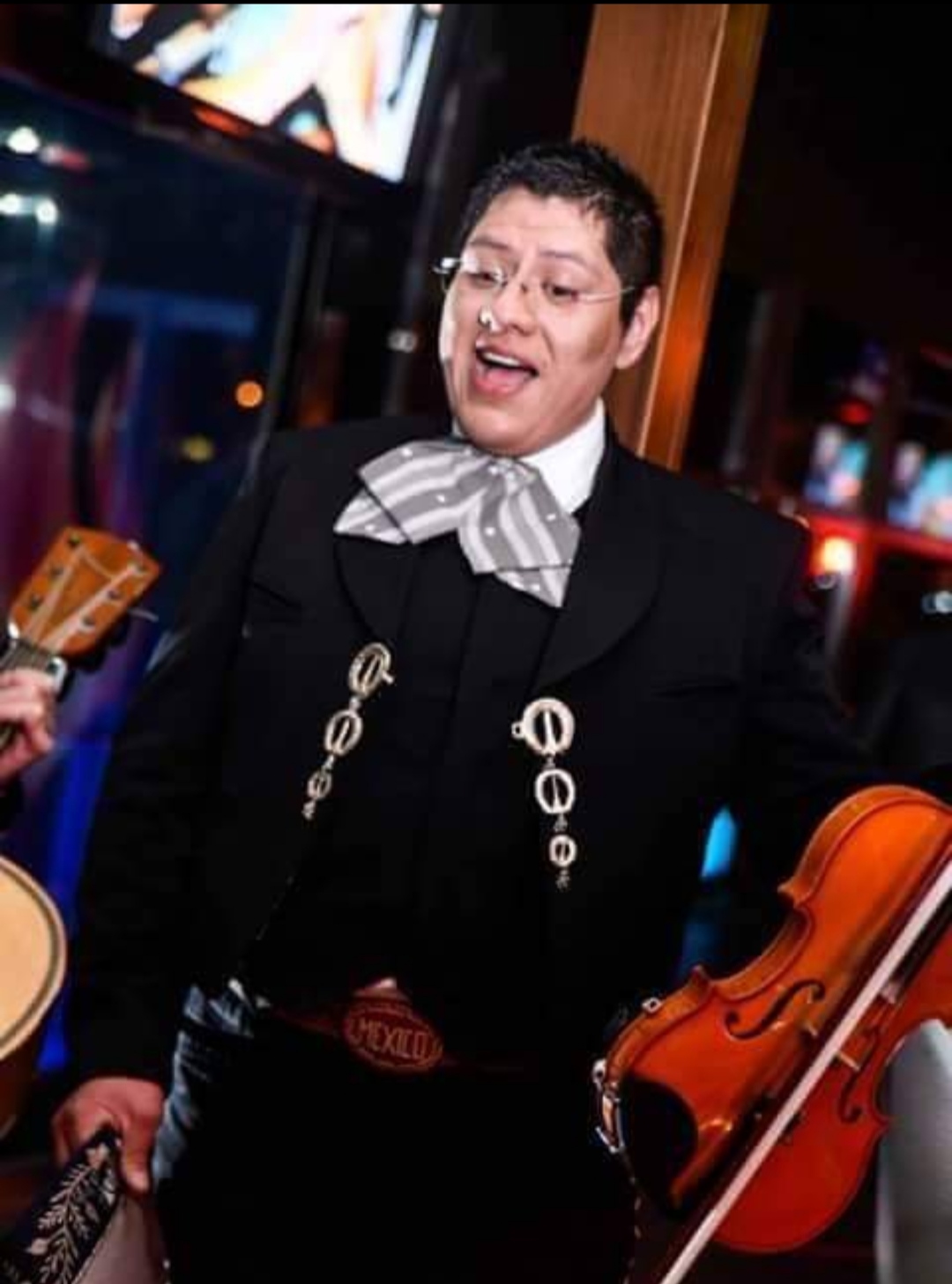 MARIACHI VIVA JALISCO