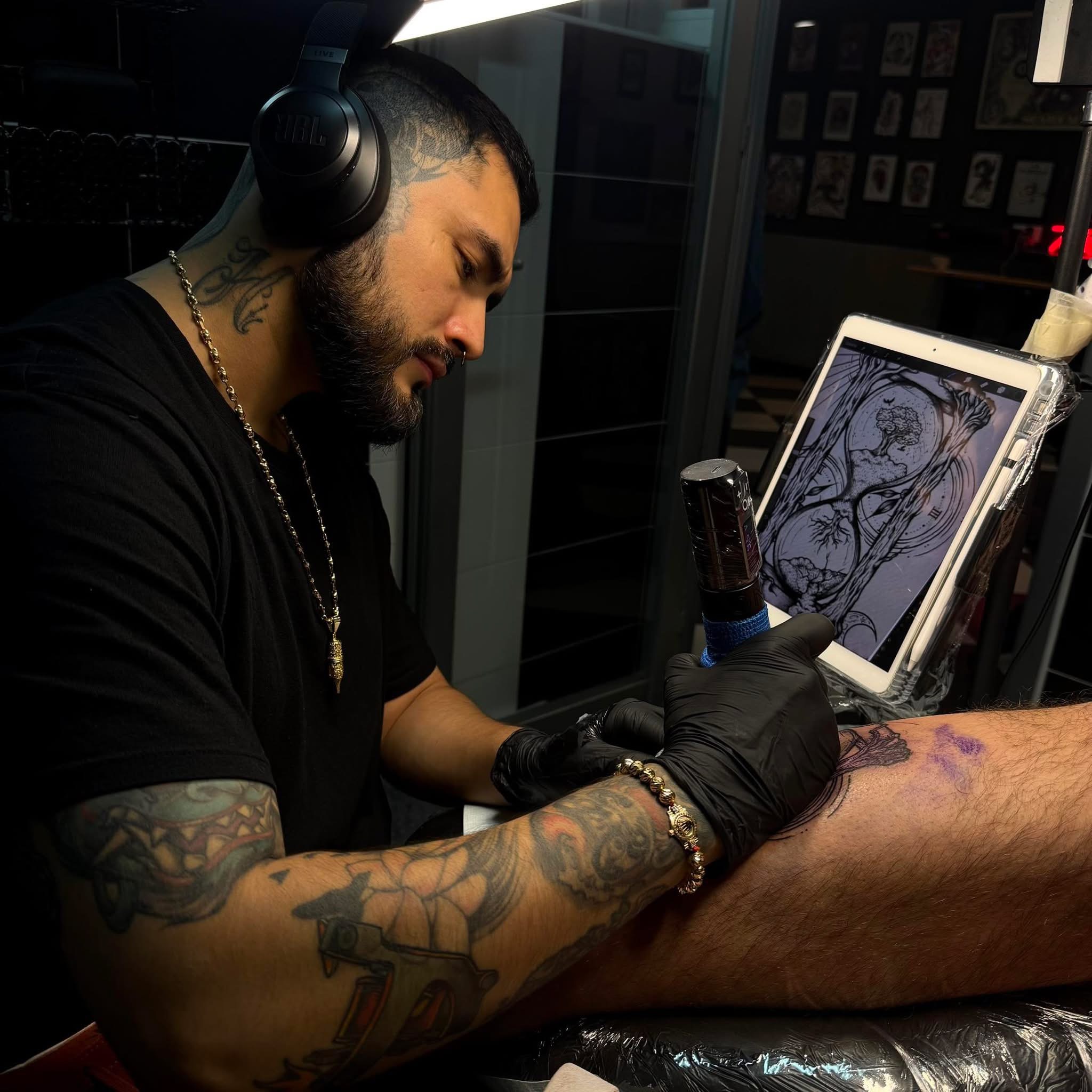 Hollmantattoo